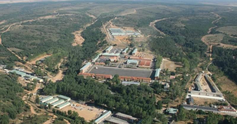 Defensa adjudica el proyecto para dotar de una red de calor de biomasa a la Base de Conde de Gazola por 5,2M€