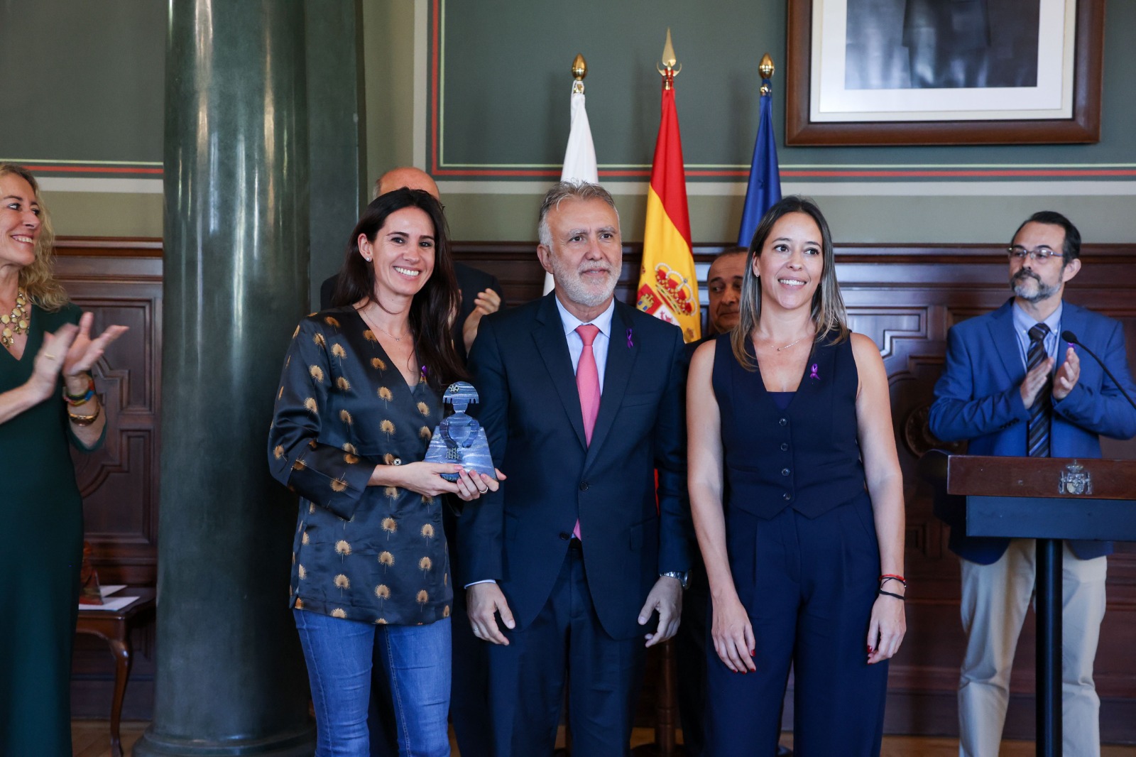 El ministro de Política Territorial y Memoria Democrática preside la ceremonia de entrega de los reconocimientos Menina 2023 en la Delegación del Gobierno en Canarias